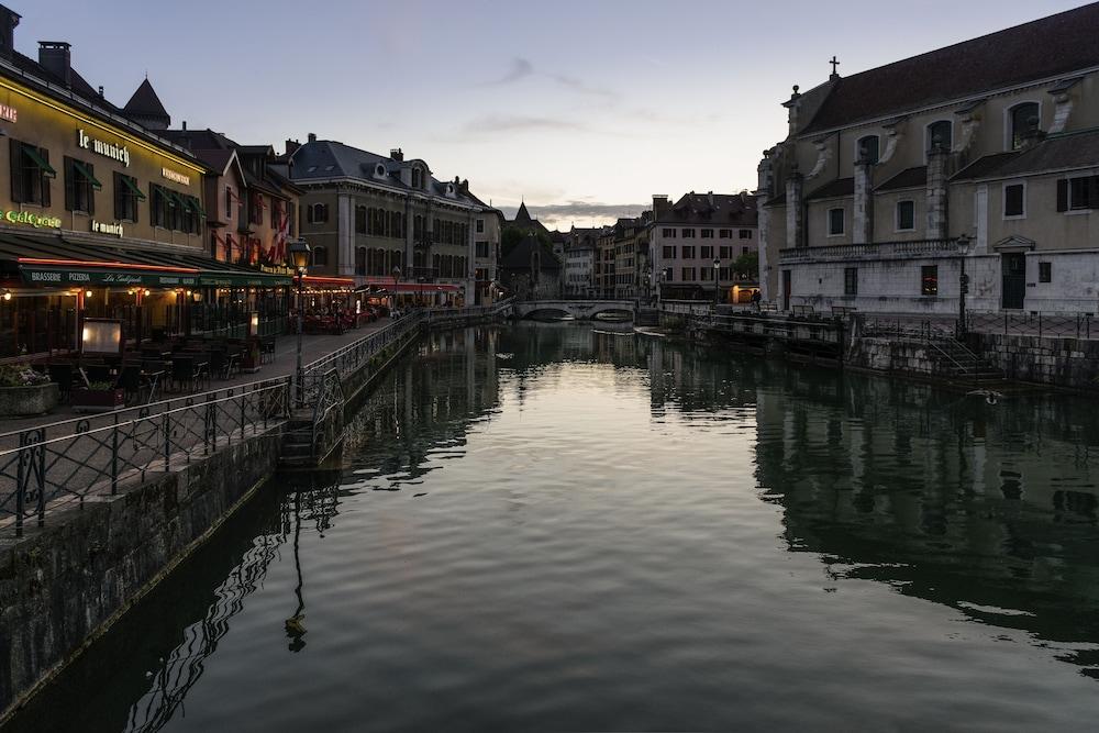 Greet Hotel Annecy Cran-Gevrier Exterior foto